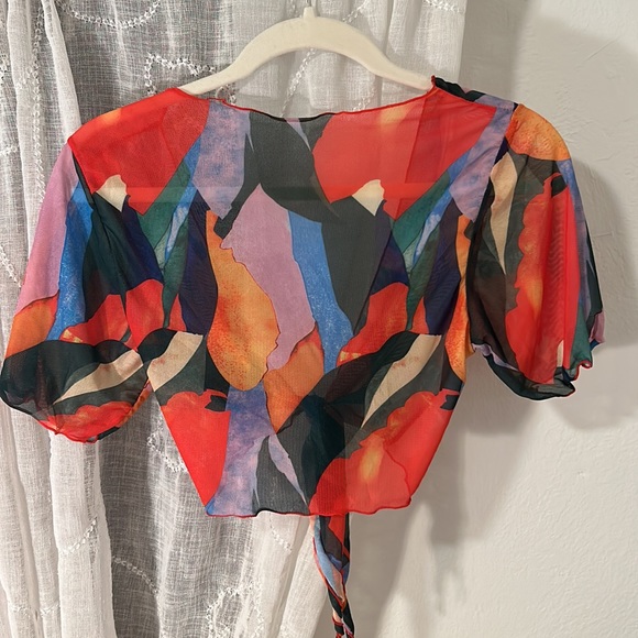 Mesh Multi-colored Top - Picture 3 of 4